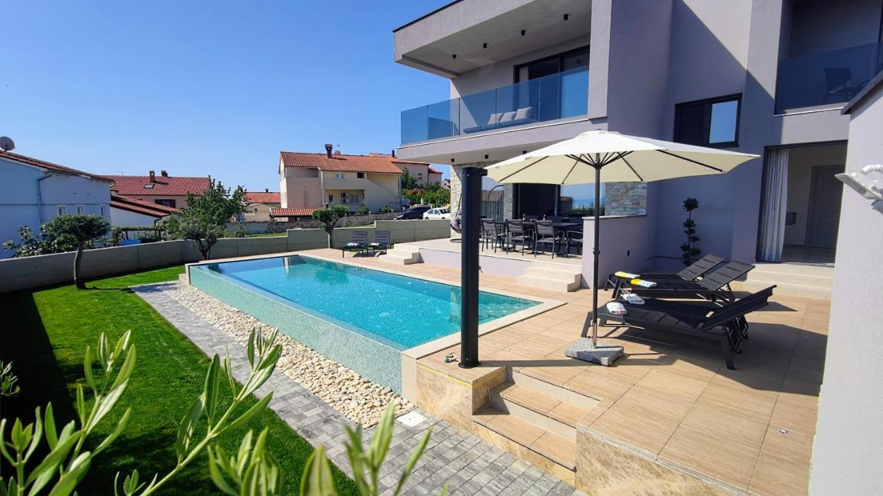 Villa Leola Liznjan Ngoại thất bức ảnh
