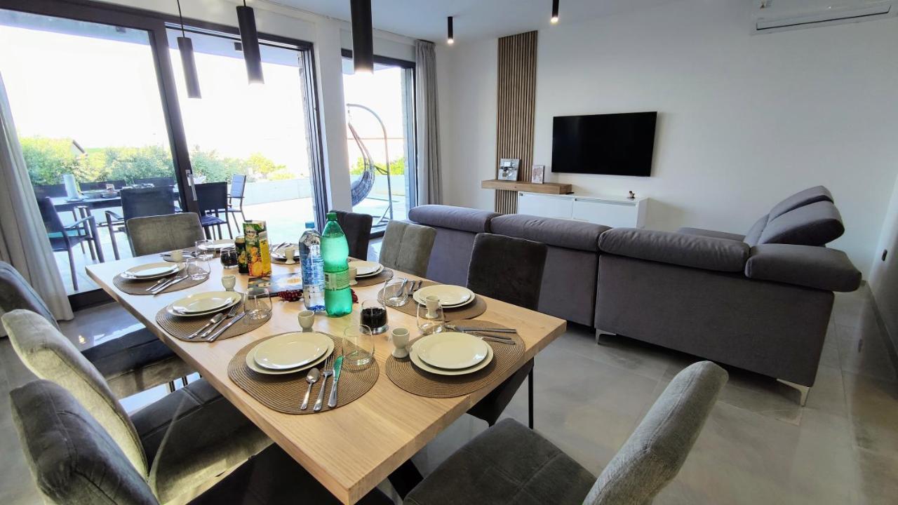 Villa Leola Liznjan Ngoại thất bức ảnh