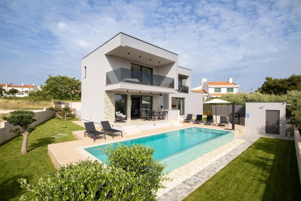 Villa Leola Liznjan Ngoại thất bức ảnh