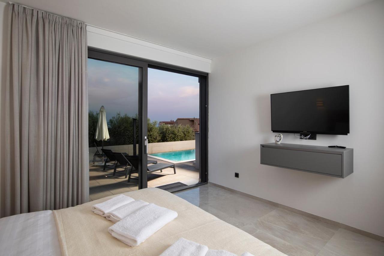 Villa Leola Liznjan Ngoại thất bức ảnh