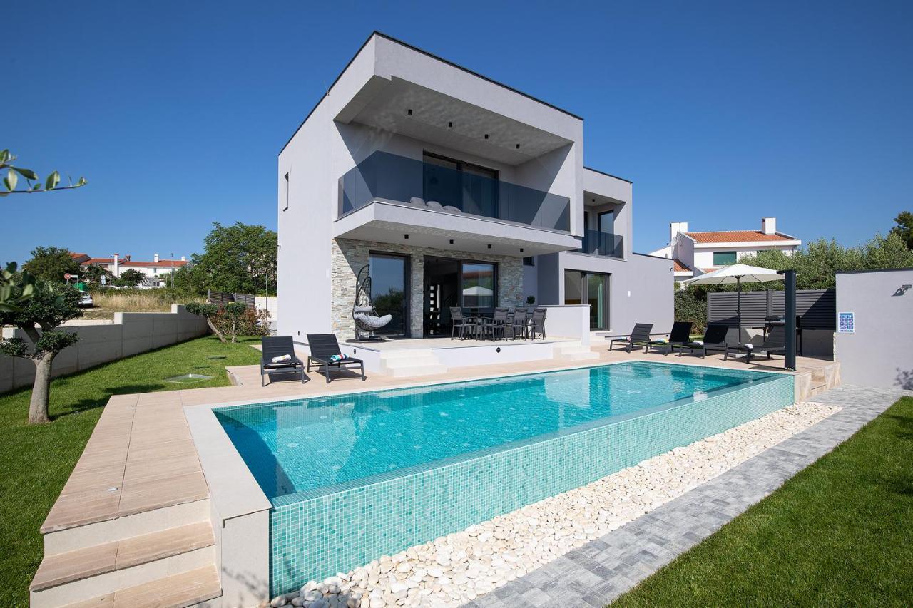 Villa Leola Liznjan Ngoại thất bức ảnh
