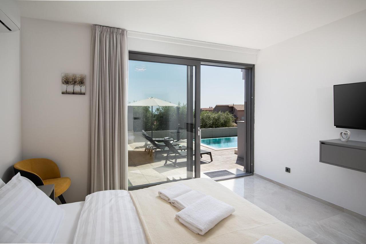 Villa Leola Liznjan Ngoại thất bức ảnh